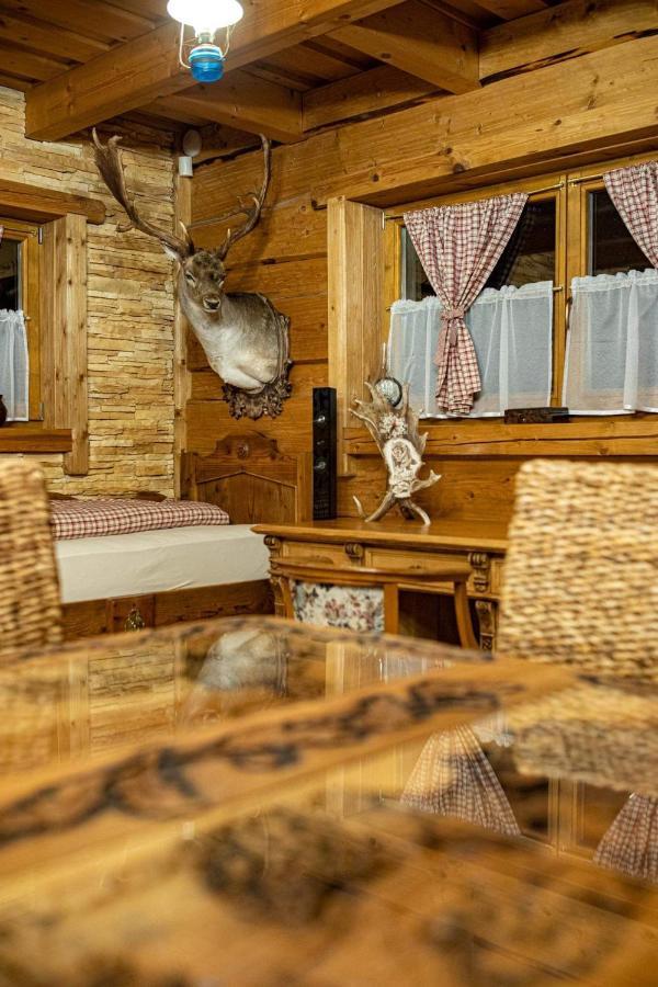 Drevenica Pod Vrskom Terchová エクステリア 写真