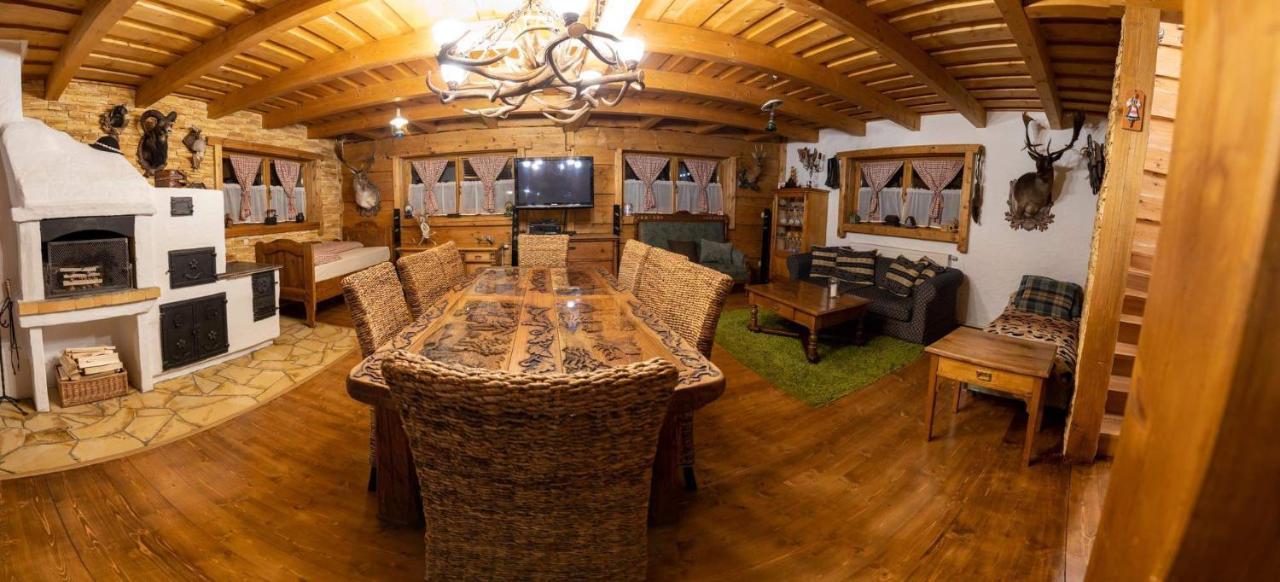 Drevenica Pod Vrskom Terchová エクステリア 写真