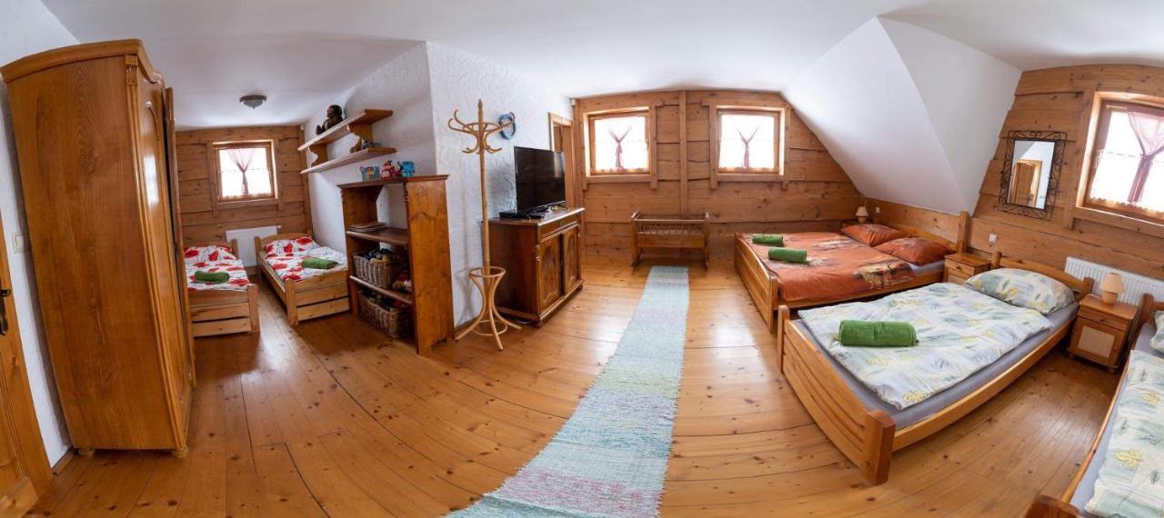 Drevenica Pod Vrskom Terchová エクステリア 写真