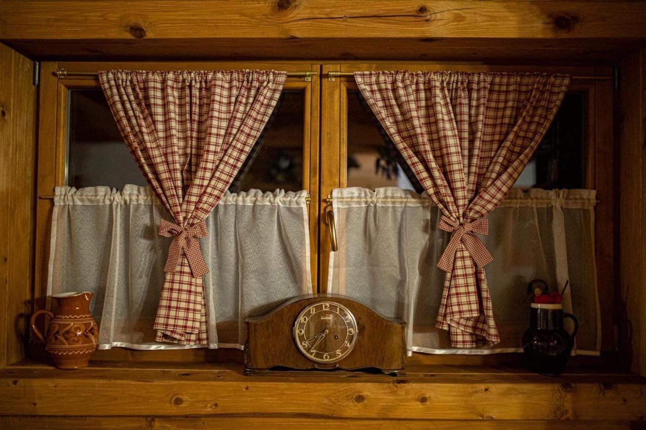 Drevenica Pod Vrskom Terchová エクステリア 写真