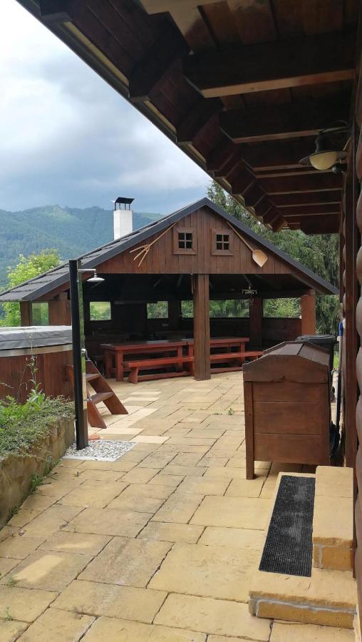 Drevenica Pod Vrskom Terchová エクステリア 写真